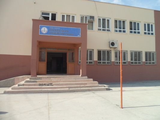 Gölbaşı İskan Ortaokulu 