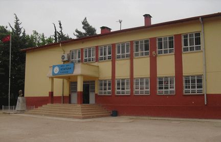 Atatürk İlkokulu 