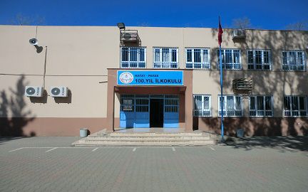 Payas 100. Yıl İlkokulu 