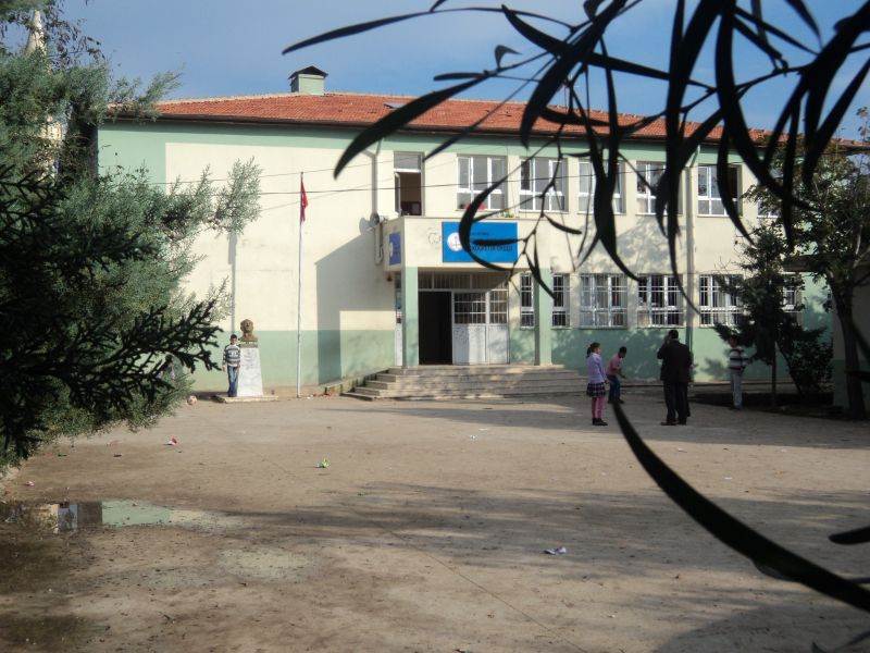 Nergisli Cumhuriyet İlkokulu 