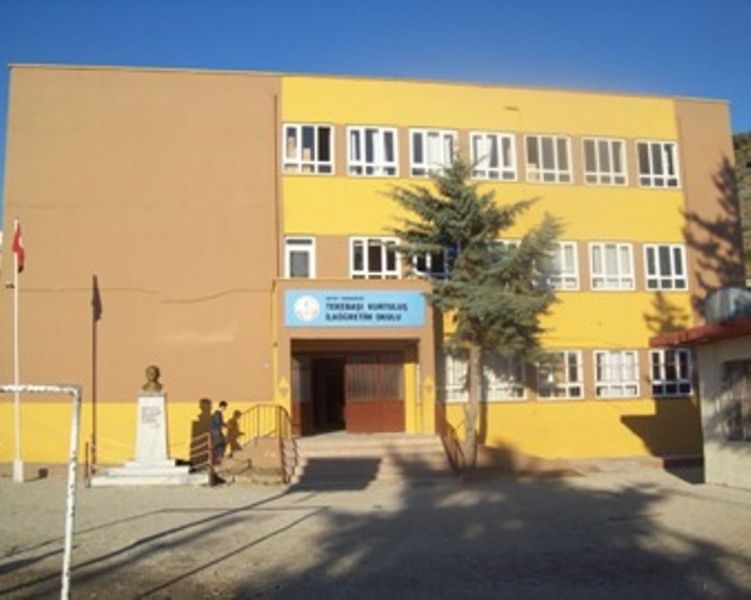Tekebaşı Kurtuluş Ortaokulu 