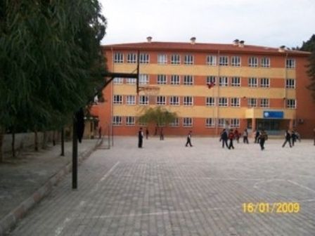 Akdeniz İlkokulu 