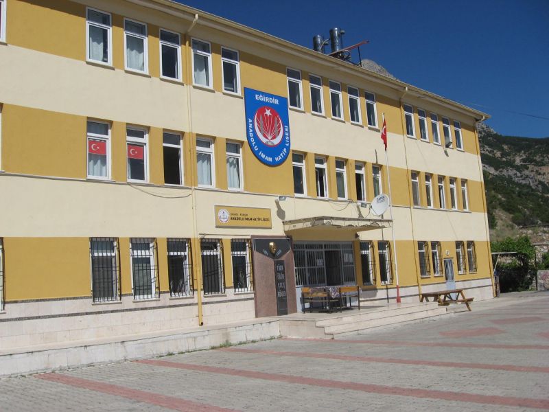 Eğirdir Anadolu İmam Hatip Lisesi 