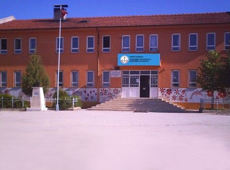 Akçeşme Ortaokulu 