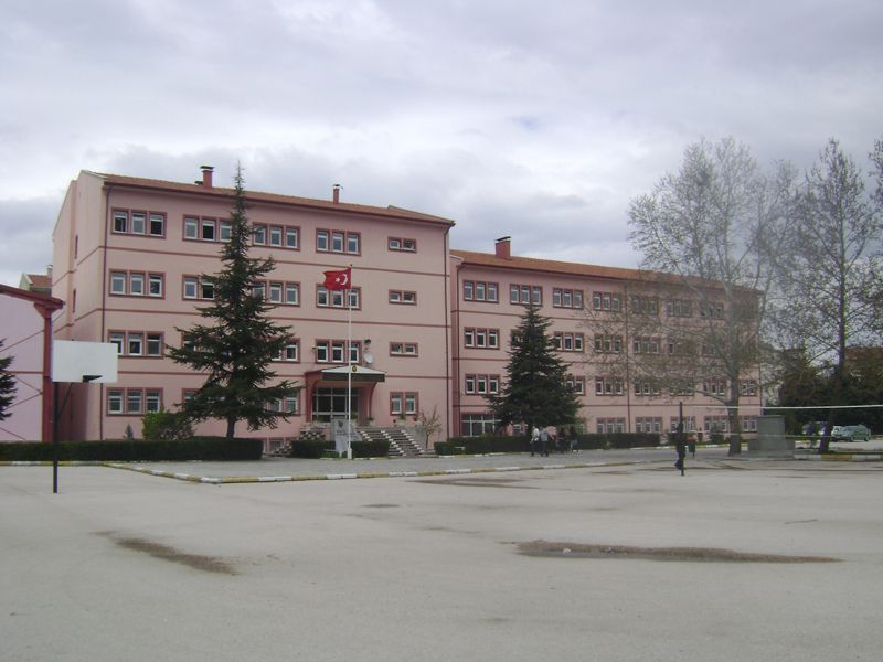 Isparta Anadolu Lisesi 