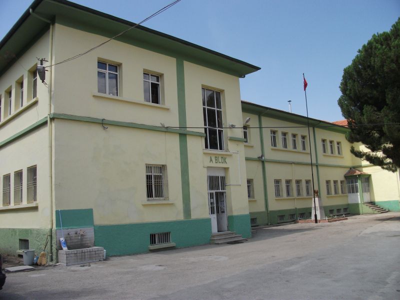 Gül Mesleki Ve Teknik Anadolu Lisesi 