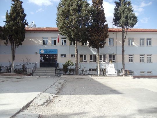Zübeyde Hanım İlkokulu 