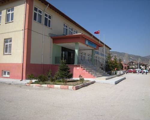 Deregümü İlkokulu 