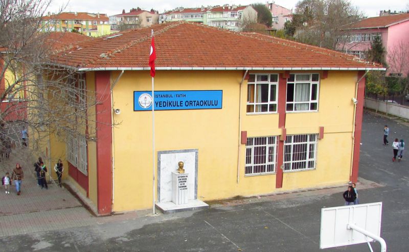 Yedikule Ortaokulu 