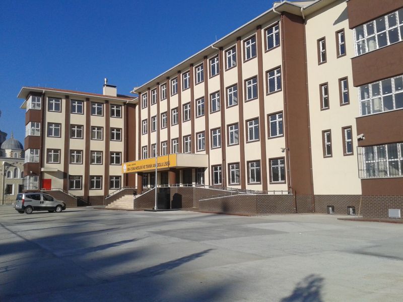 İbn - İ Sina Mesleki Ve Teknik Anadolu Lisesi 