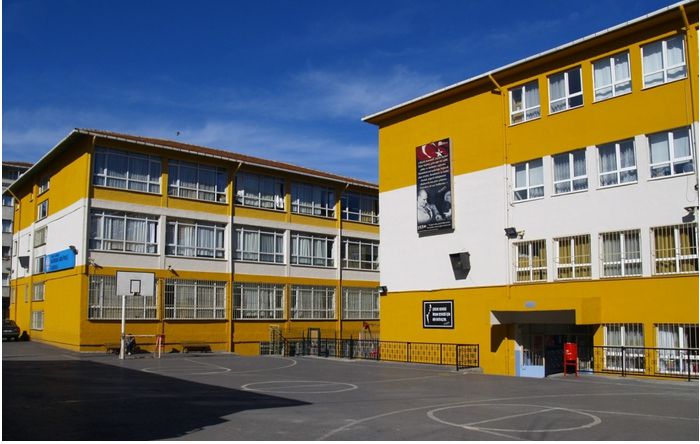 Haznedar Abdi İpekçi İlkokulu 