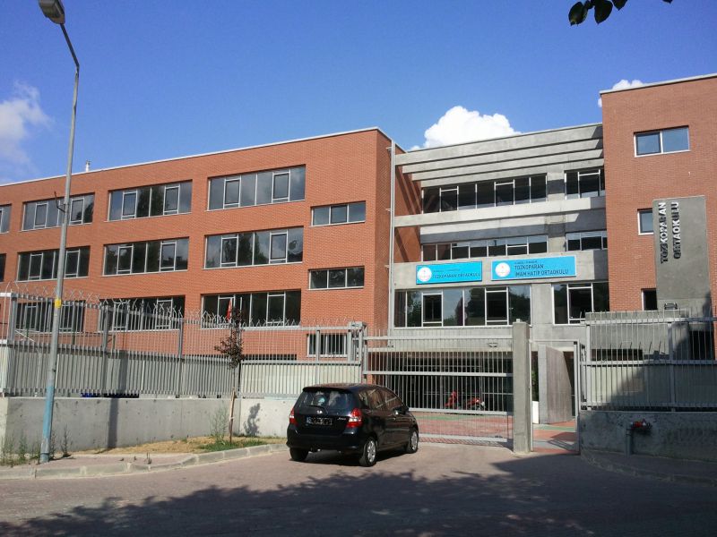 Tozkoparan İmam Hatip Ortaokulu 