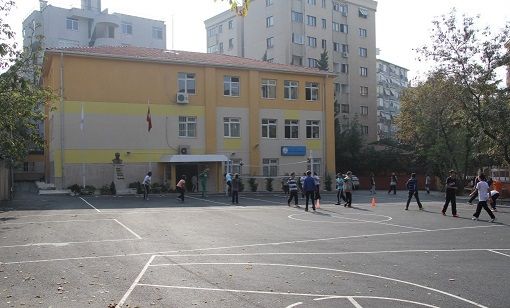 Hakkı Değer Ortaokulu 