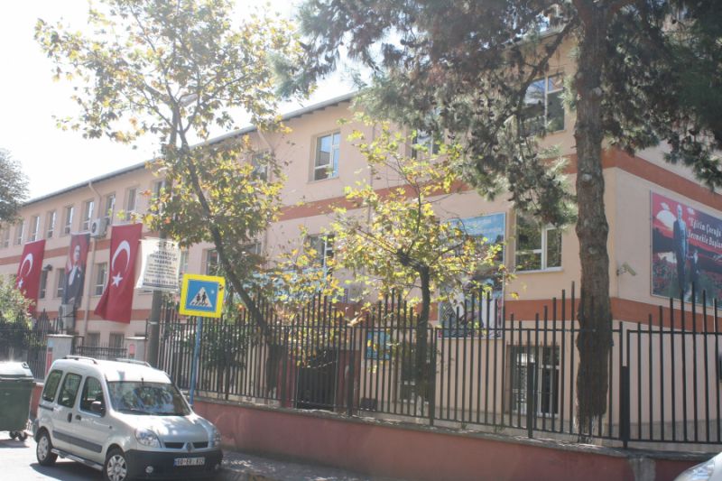30 Ağustos İlkokulu 