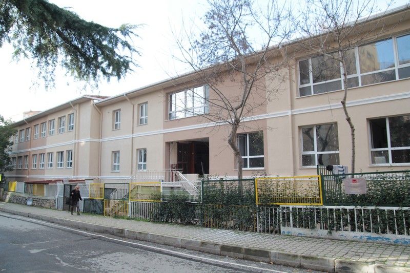 Yeşilbahar Ortaokulu 