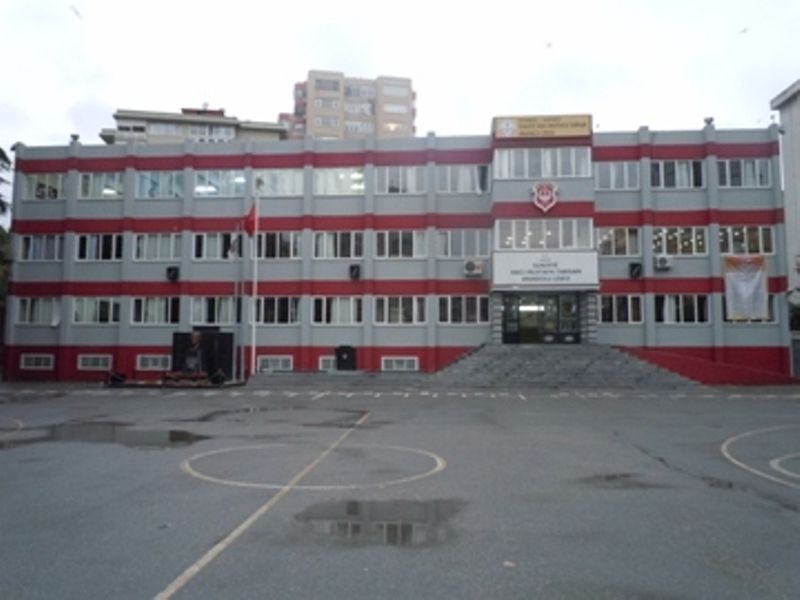 Suadiye Hacı Mustafa Tarman Anadolu Lisesi 