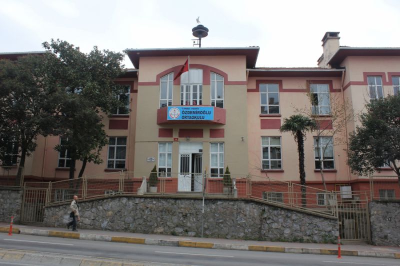 Özdemiroğlu İmam Hatip Ortaokulu 
