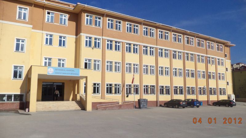 Hürriyet İmam Hatip Ortaokulu 