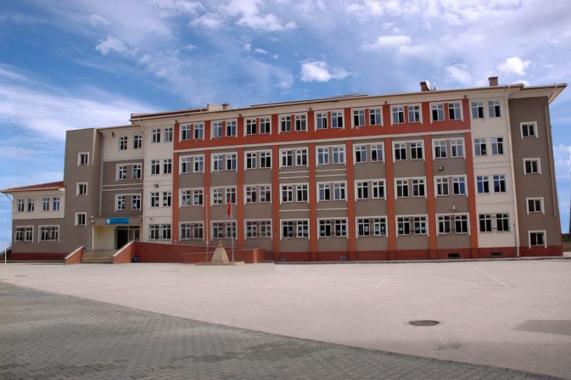 Toki Soğanlik Ortaokulu 