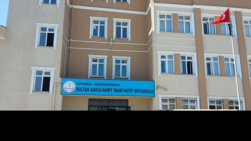 Sultan Abdulhamit İmam Hatip Ortaokulu 