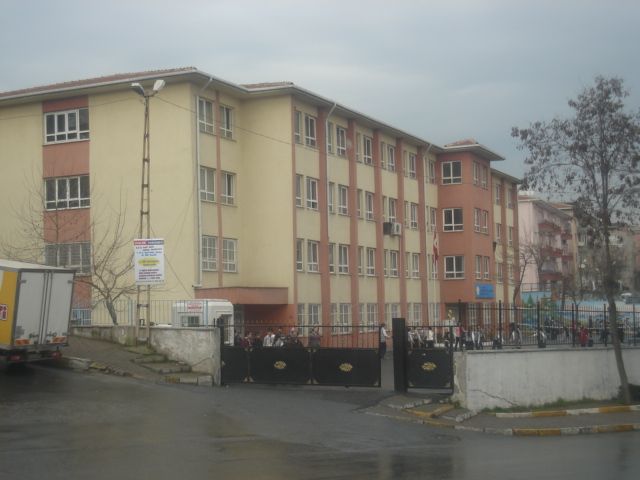 Şehit Binbaşı Bedir Karabıyık İlkokulu 