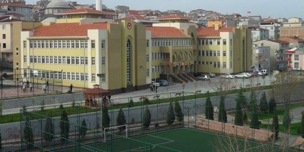 Küçükçekmece Mesleki Ve Teknik Anadolu Lisesi 