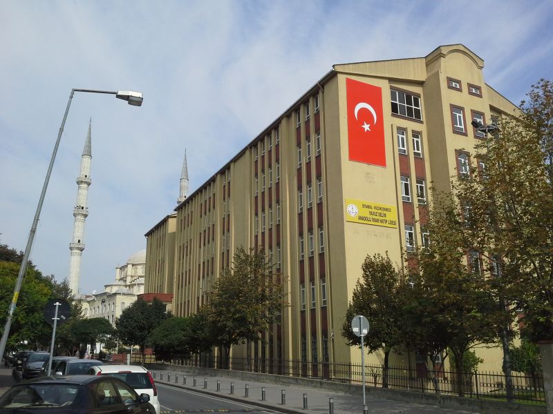 Yavuz Selim Anadolu İmam Hatip Lisesi 