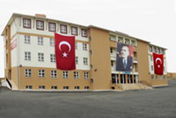 Orhan Saral İlkokulu 