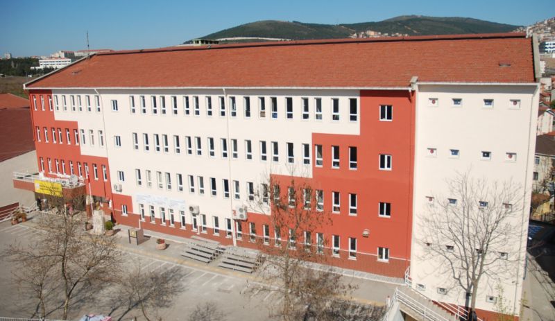 Küçükyalı Mesleki Ve Teknik Anadolu Lisesi 