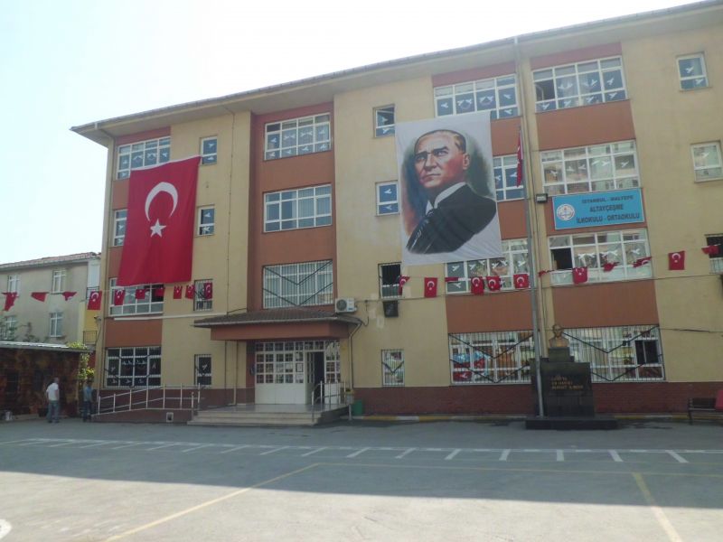 Altay Çeşme İlkokulu 