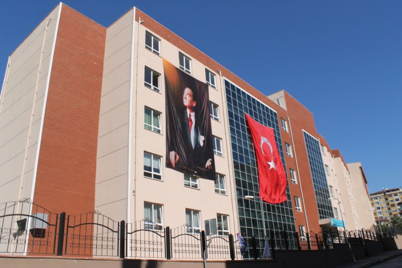 Vasfi Rıza Zobu İlkokulu 