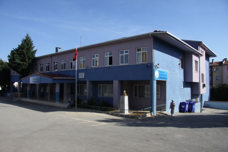 Fethi Gemuhluoğlu İlkokulu 