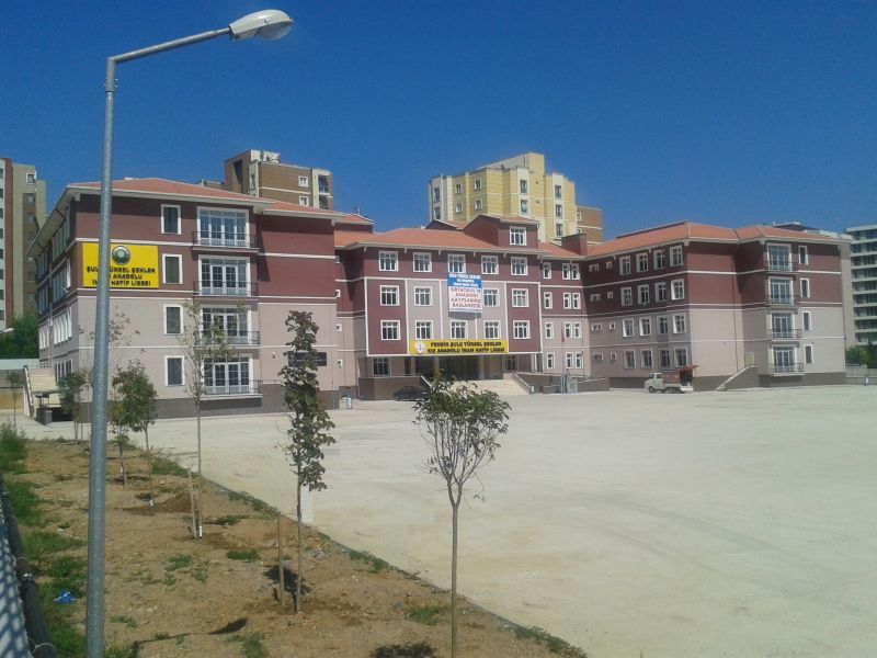 Şule Yüksel Şenler Kiz Anadolu İmam Hatip Lisesi 