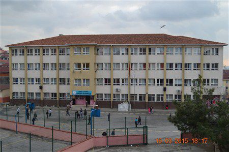 Ayazma İlkokulu 