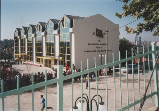 Tuncay Artun İ.m.k.b.doğanevler İlkokulu 