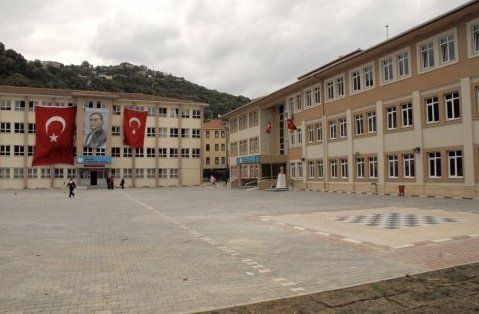 Sarıyer Ortaokulu 