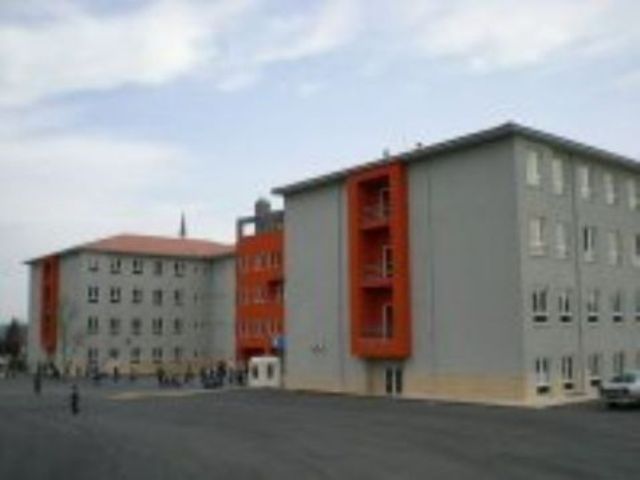 Hatemoğlu İlkokulu 