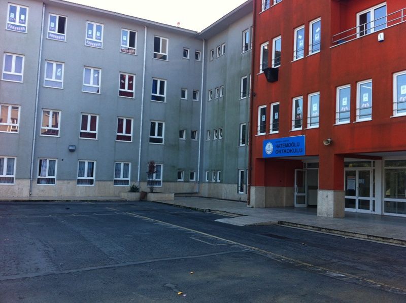 Zübeyde Hanım Ortaokulu 