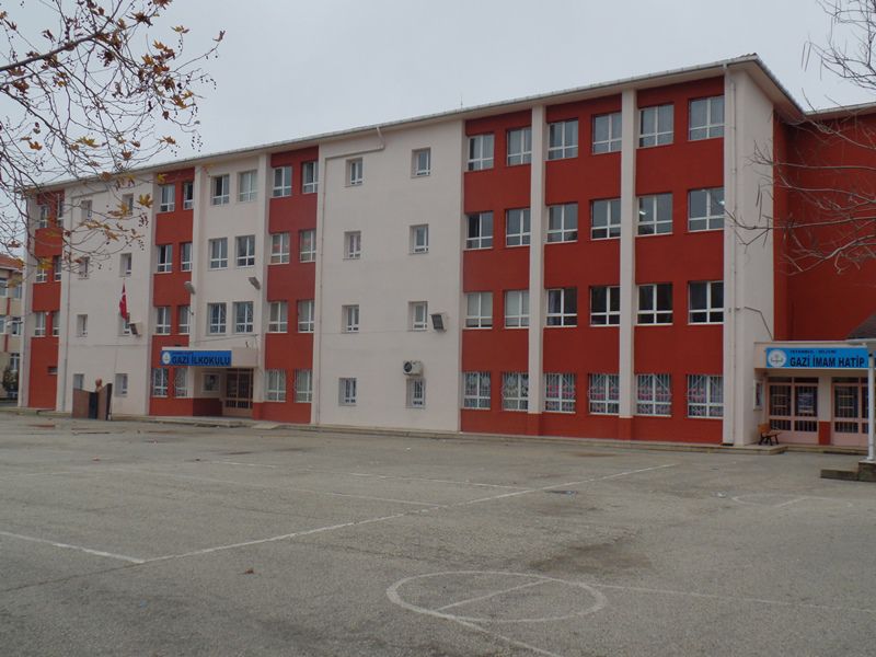 Gazi İmam Hatip Ortaokulu 