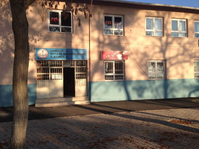 Beyciler Mukaddes Sönmez İlkokulu 