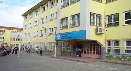 Sultanbeyli Merkez Ortaokulu 