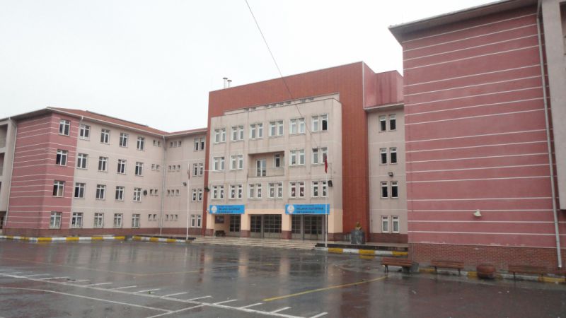 Melahat Öztoprak İlkokulu 