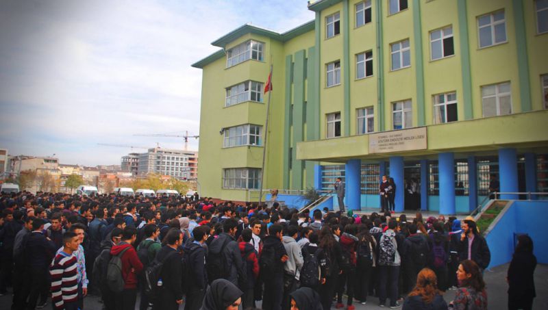 Sultangazi Atatürk Mesleki Ve Teknik Anadolu Lisesi 