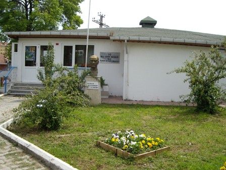 Şehit Öğretmen Hüseyin Aydemir İlkokulu 