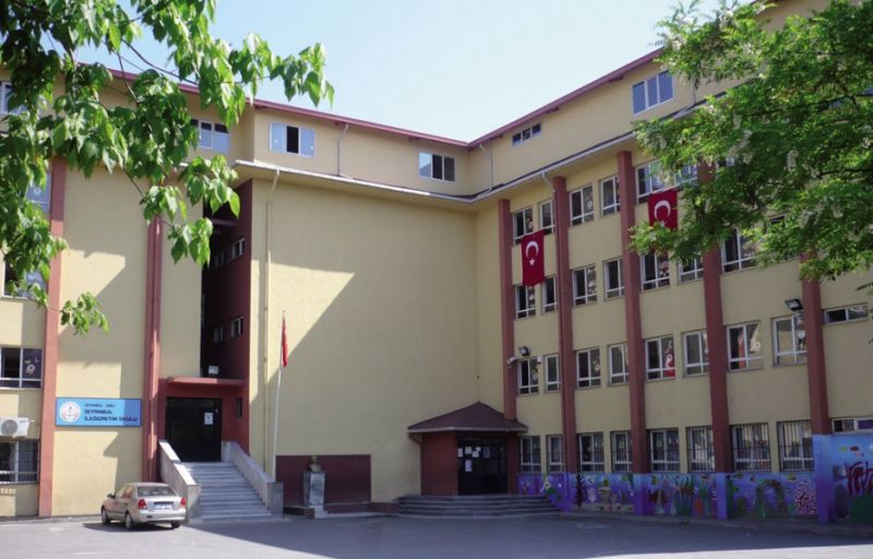 İstanbul Ortaokulu 