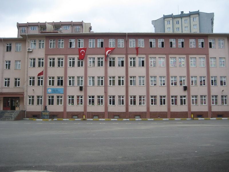Tapduk Emre İlkokulu 