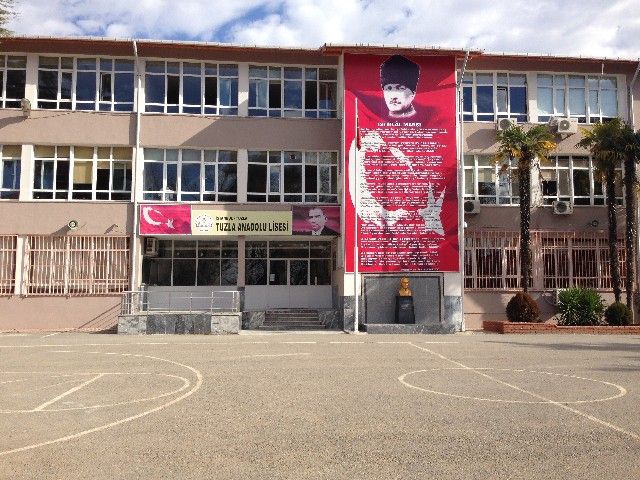 Tuzla Anadolu Lisesi 