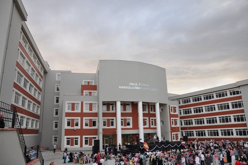 Tuzla Halil Türkkan Anadolu İmam Hatip Lisesi 