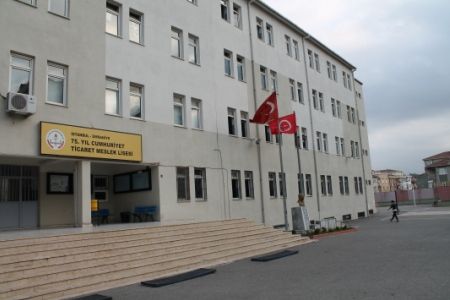 75. Yıl Cumhuriyet Mesleki Ve Teknik Anadolu Lisesi 