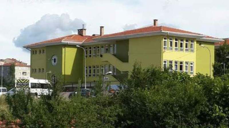 Çayirönü İmam Hatip Ortaokulu 